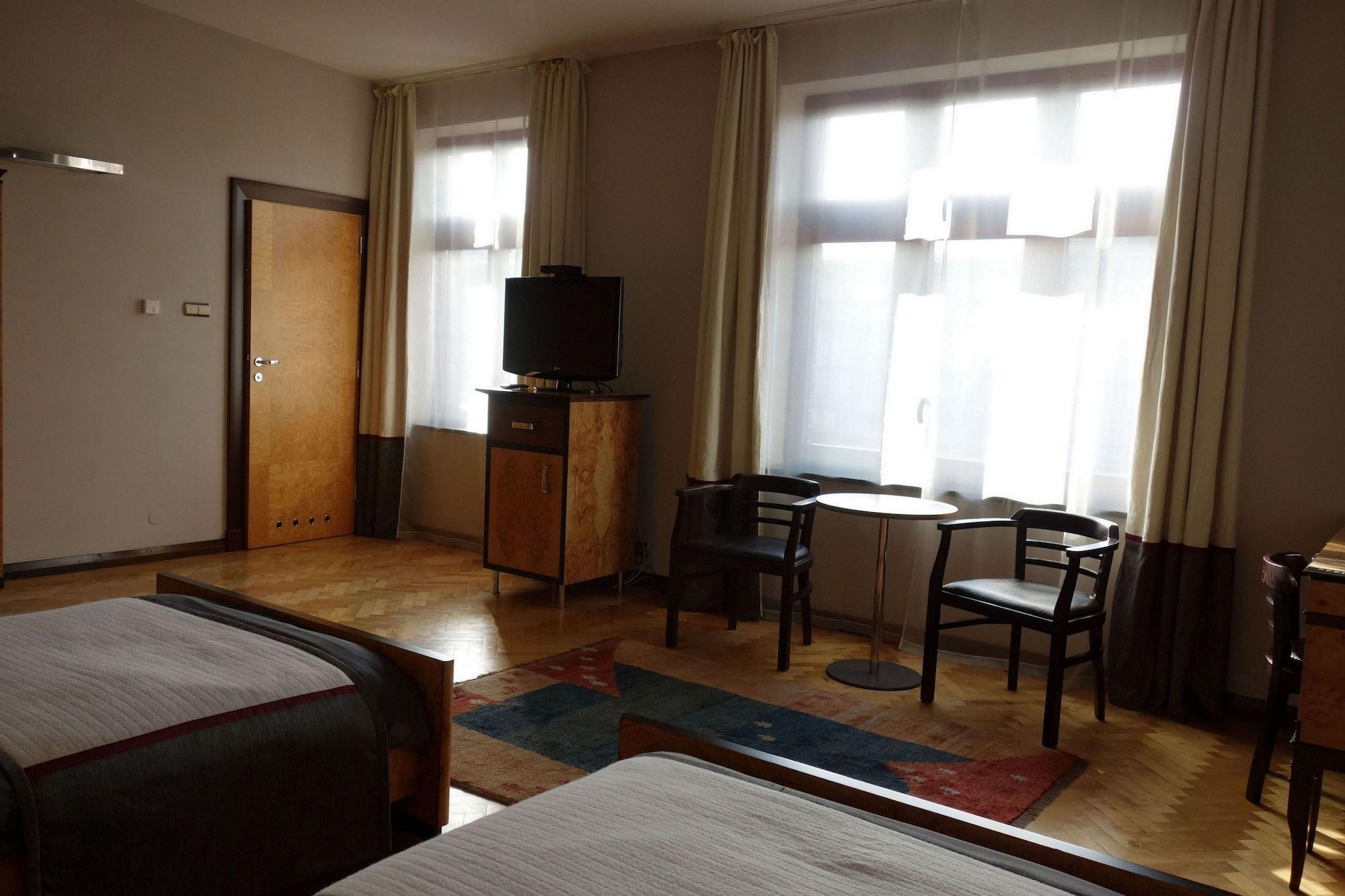 Hotel Monopol
